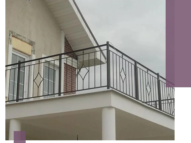 Изготовление балконных ограждений в Морозовске из металла и стекла