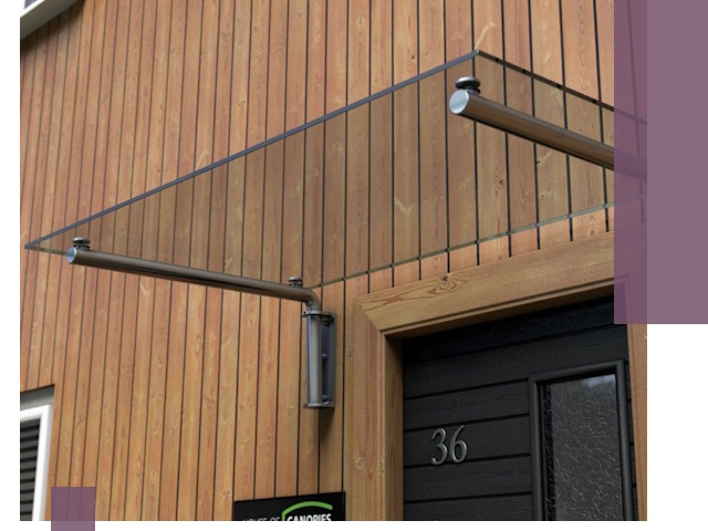 Стеклянные козырьки на входы и фасады в Морозовске