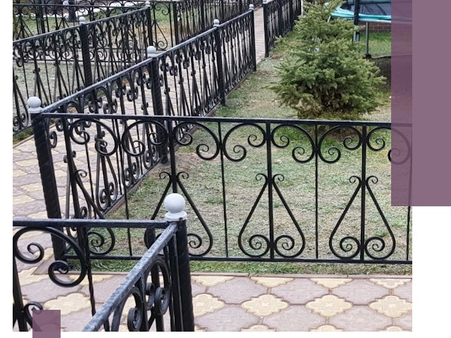 Кованые газонные ограждения под ключ в Морозовске